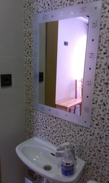 Hostal Bisbal Only Adults No Ac Valencie Pokoj fotografie