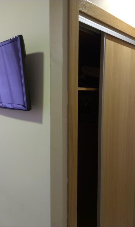 Hostal Bisbal Only Adults No Ac Valencie Pokoj fotografie